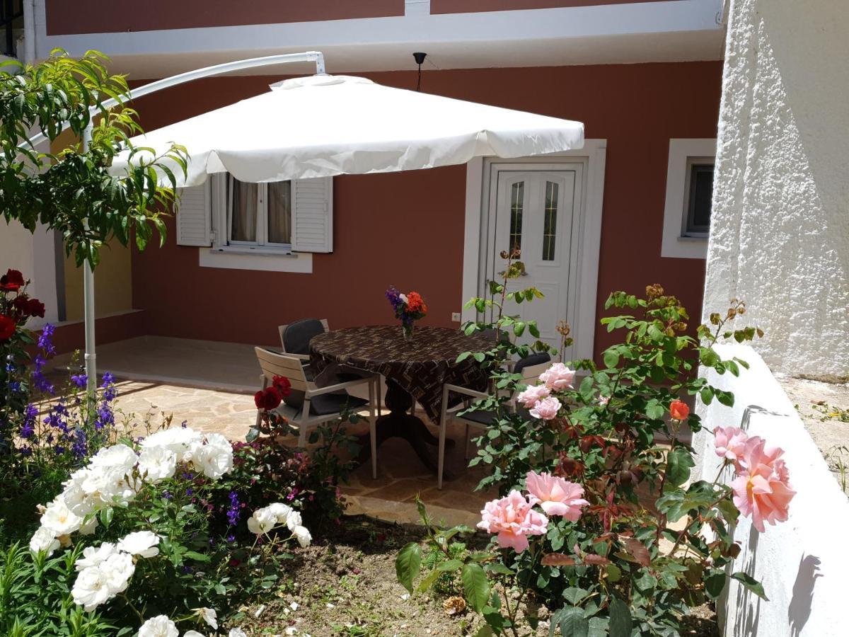 Angelika House 1 Apartment Marathias  Ngoại thất bức ảnh