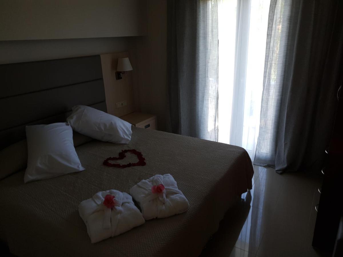 Angelika House 1 Apartment Marathias  Ngoại thất bức ảnh